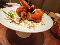 脆皮香茅乳鸽-觅唐MITONG(鸟巢店)