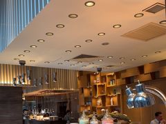 -两咖啡自助餐厅(静安香格里拉酒店)