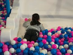 -嘿哟动霸CHUA·新潮玩运动娱乐中心·蹦床滑冰团建乐园