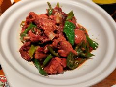 -鸽舞笙平金牌烧鸽子·融合菜(鲁谷店)