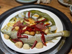 招牌雪菜蒸黄花鱼-三个渔夫·蒸汽海鲜(万德大厦店)