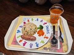 -蓝精灵乐园·世茂精灵之城主题乐园