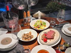 -MONICH牛排融合餐厅(和义大道购物中心店)