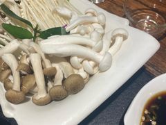 -大匠工房古船木艺术餐厅·猪肚鸡专门店(长白仙岛店)