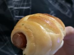肠仔包-广隆蛋挞王(农讲所店)