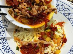 -李与白包子铺(桐梓林店)
