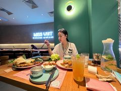 -樾餐厅泰式海鲜火锅(民歌湖店)