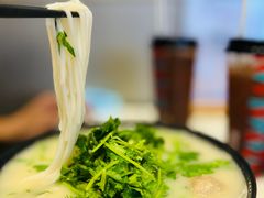 -肥汁米蘭香港米线(长宁来福士店)