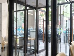 -灵芝妹子海鲜米线(劳动公园店)