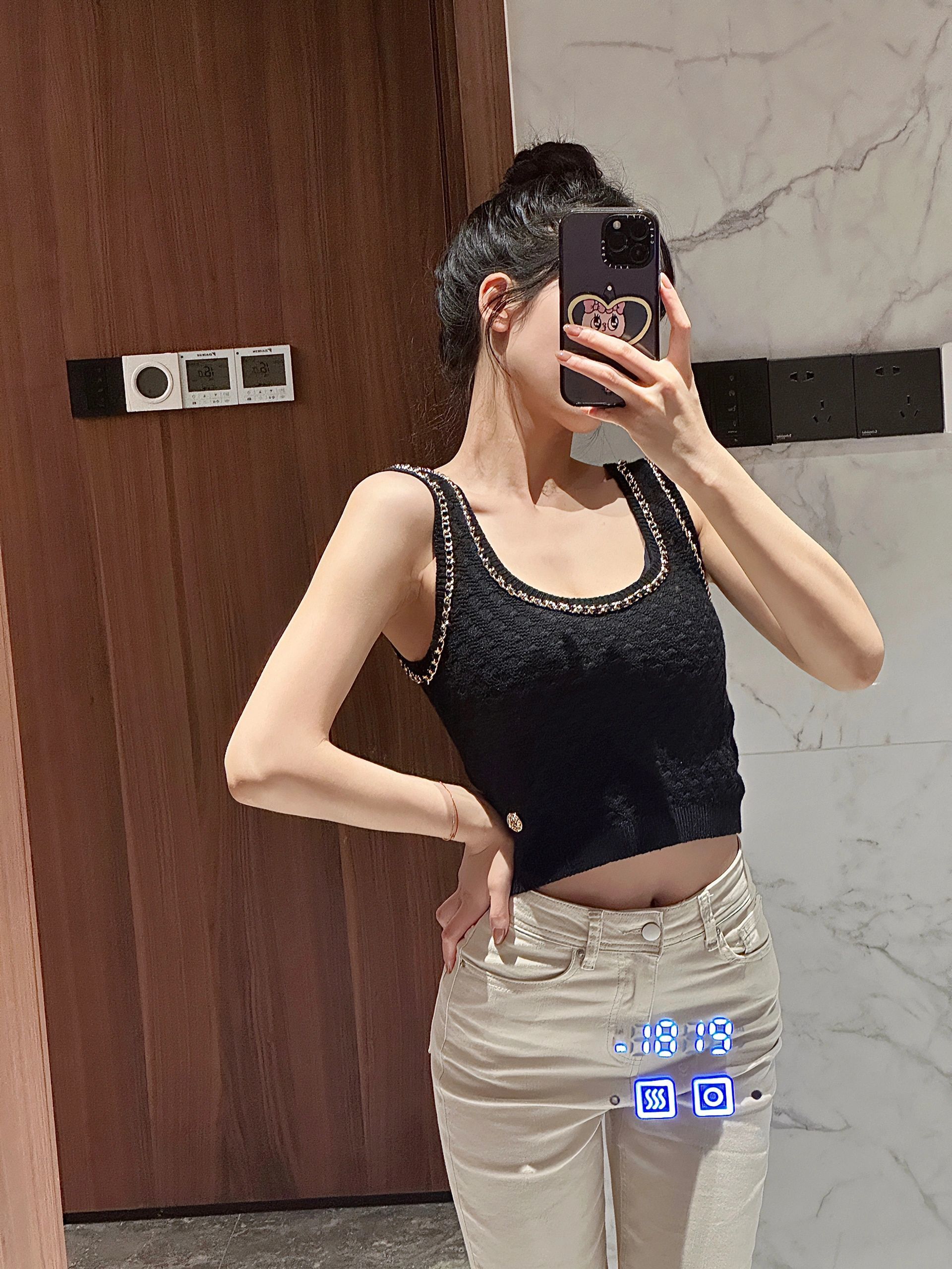 小仙女对今天的丸子头甚是满意!