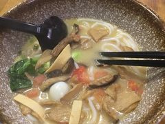 -蒙自源小锅米线(金佰利店)