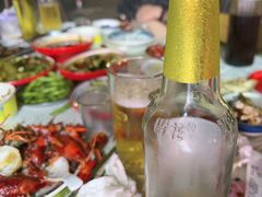 -海盗船. 龙虾烧烤. 酒馆