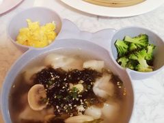 儿童套餐馄饨-BossBabe亲子餐厅(金光华广场店)