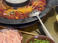 -黄潇洒老火锅(九眼桥宏济巷店)