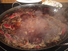 -锅首鲜品火锅(鸳鸯店)