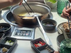 -喃喃椰·糟粕醋·椰子鸡火锅(七堡花园店)