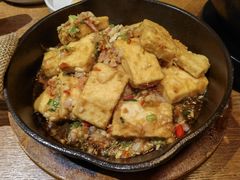 -云海肴·汽锅鸡·云南菜(天山百盛优客店)