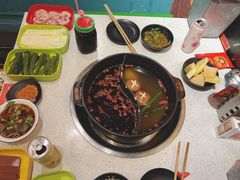 -钢管厂五区小郡肝串串香(南山店)