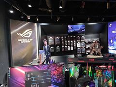 -ROG玩家国度(美罗城店)