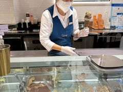 -VENCHI 闻绮(上海佛罗伦萨小镇店)