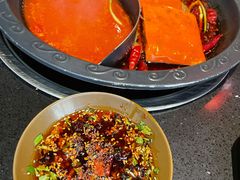 精品小料-宽板凳老灶火锅(簋街店)