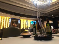 -龙虾酒吧扒房(宁波香格里拉店)
