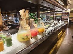-钱小奴海鲜自助黑金店(杭州滨江龙湖店)