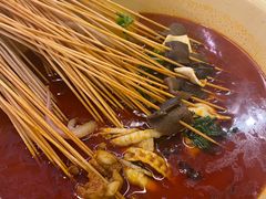 -拈签一笑黄牛肉辣卤串串