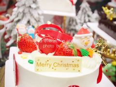 圣诞草莓奶油蛋糕-卷心卷意·轻甜蛋糕(新光天地店)