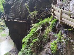 -龙水峡地缝景区