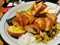 -狮头牌卤味研究所·卤味饭(花城汇南区店)