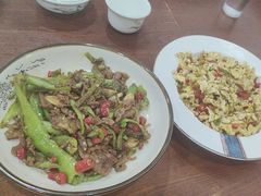 -湖南人家湘菜馆(镇江路店)
