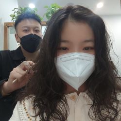 -艺格造型染发烫发