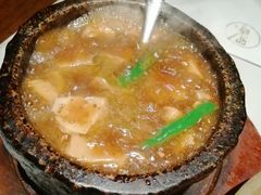 石锅豆腐-卯时·龙光雅宴·精致锡帮菜(惠山古镇店)