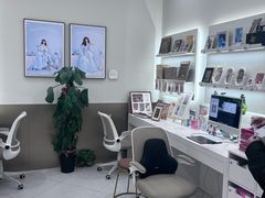 -HIMO海马体照相馆(上海华润CP静安店)