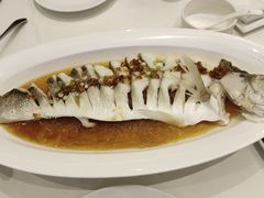 -万龙洲海鲜(大兴绿地缤纷城店)