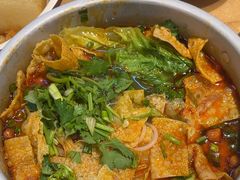 -丽丽三鲜螺蛳粉(田林路店)