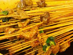 -拈签一笑黄牛肉辣卤串串