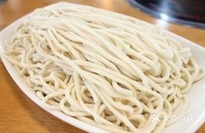 Vegetable Juice Handmade Noodles