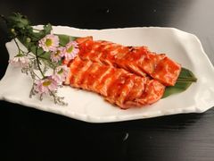 -樱花里音乐餐吧·牛扒椰子鸡(东圃店)