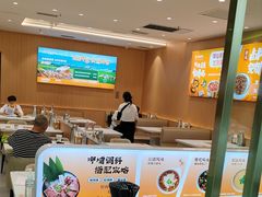 -呷哺呷哺(融创茂店)