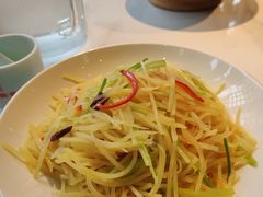 -乔家小院•非遗驴肉•本地小海鲜(滨河路店)