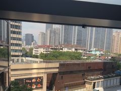 -潮界(LU·ONE凯德晶萃广场店)