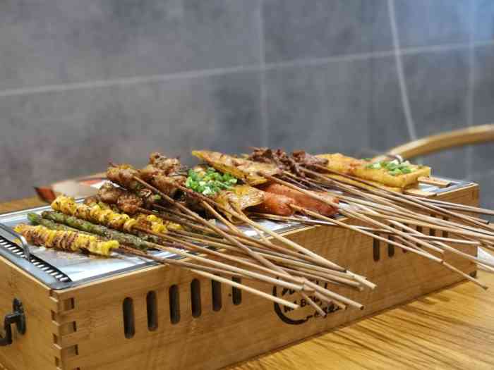 瓦烤·烧烤界扛把子(贝森店)-"周末,天热得不行,一定要找一个用口味跟