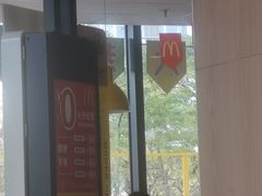 -麦当劳(华亚广场店)