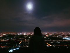 -鬼笑石后山停车场