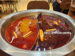 -黔哆哆地摊酸汤火锅(清湖店)