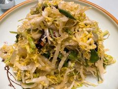 白菜心拌海蜇-渝悦情·新派川菜(建国门店)