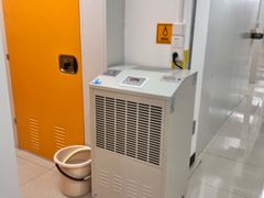 -安东易迷你自助仓储寄存仓库(杨浦店)