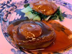 2头青边鲍鱼-夏苑(新加坡丽思卡尔顿美年酒店)